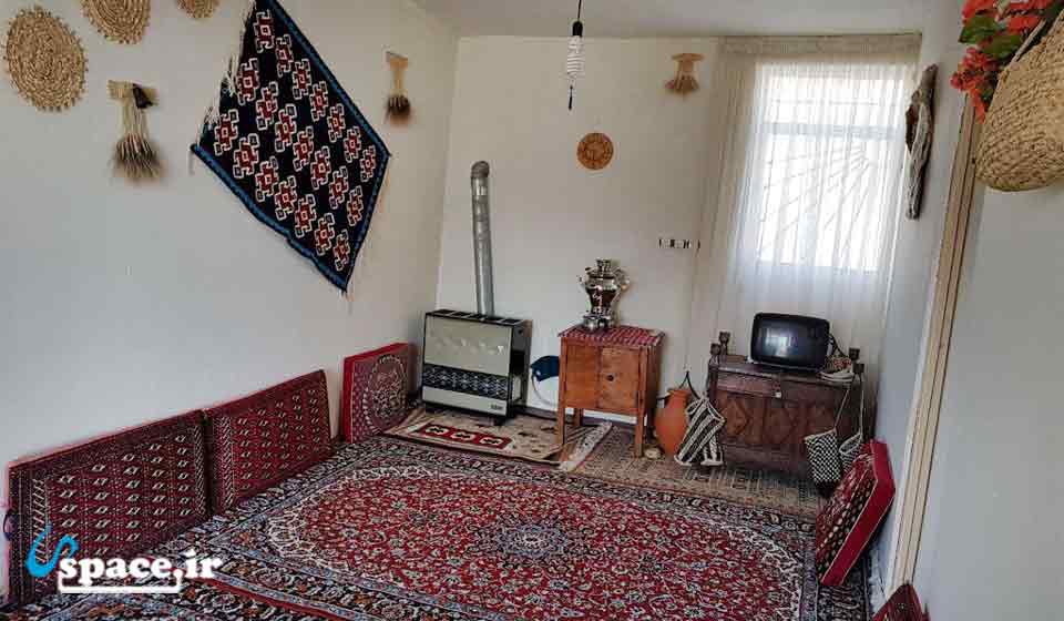 نمای اتاق اقامتگاه بوم گردی میکال - روستای میکال - منطقه دیلمان - استان گیلان